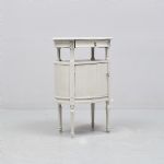 1319 6004 BEDSIDE TABLE